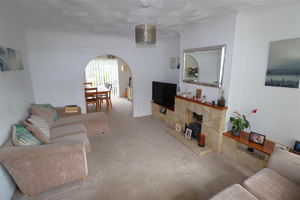 Property photo 3 of 13 Lounge 1.Jpg