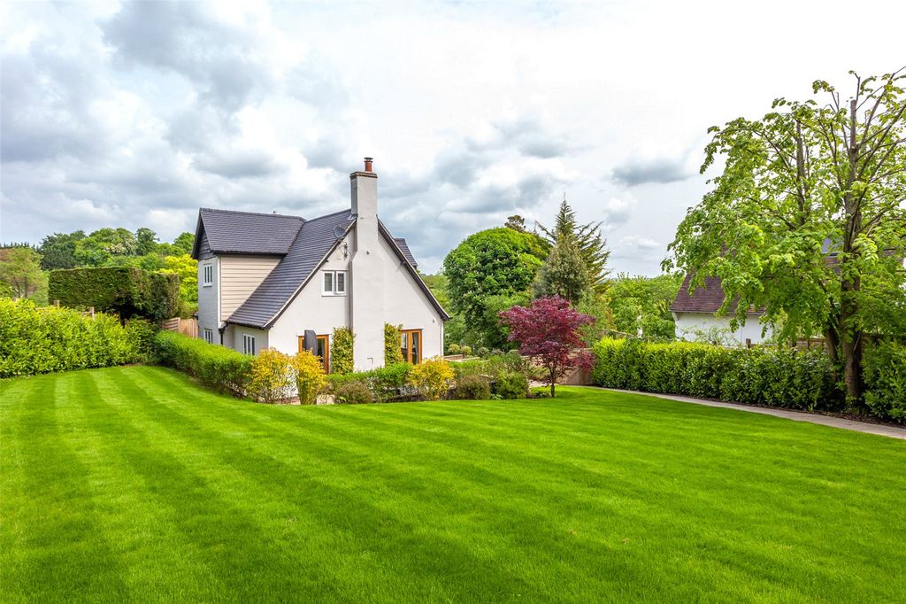 Property photo 2 of 19 Picture No. 02