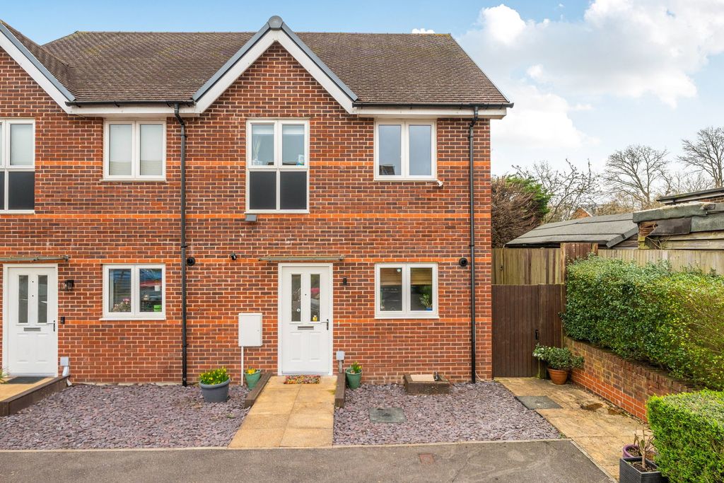 Property photo 1 of 20