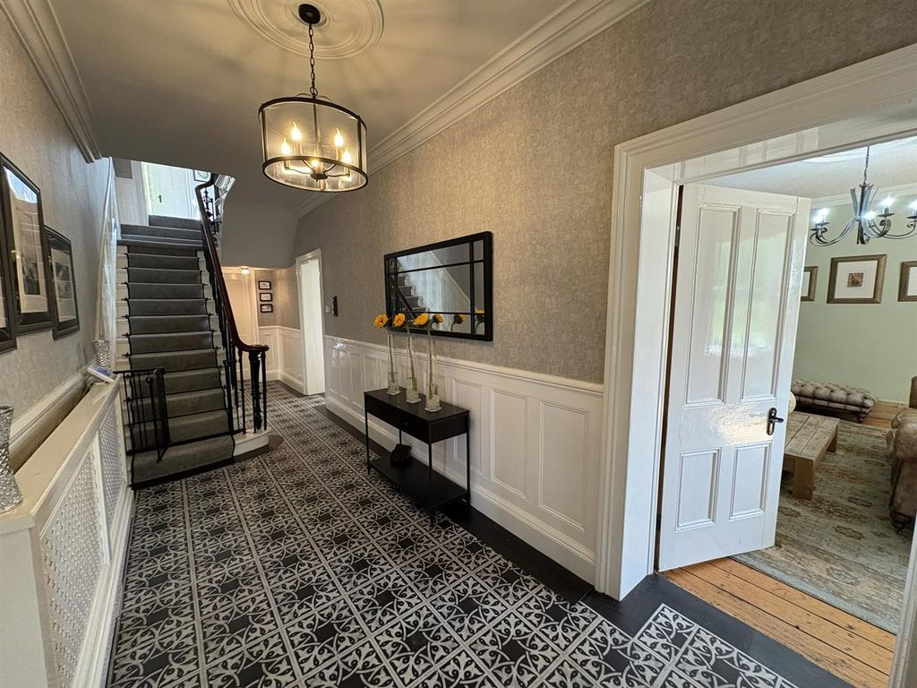 Property photo 3 of 61 Entrance Hallway