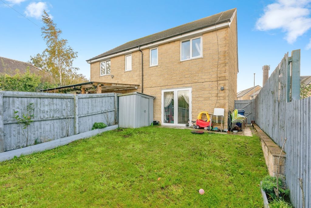 Property photo 3 of 17 Photo