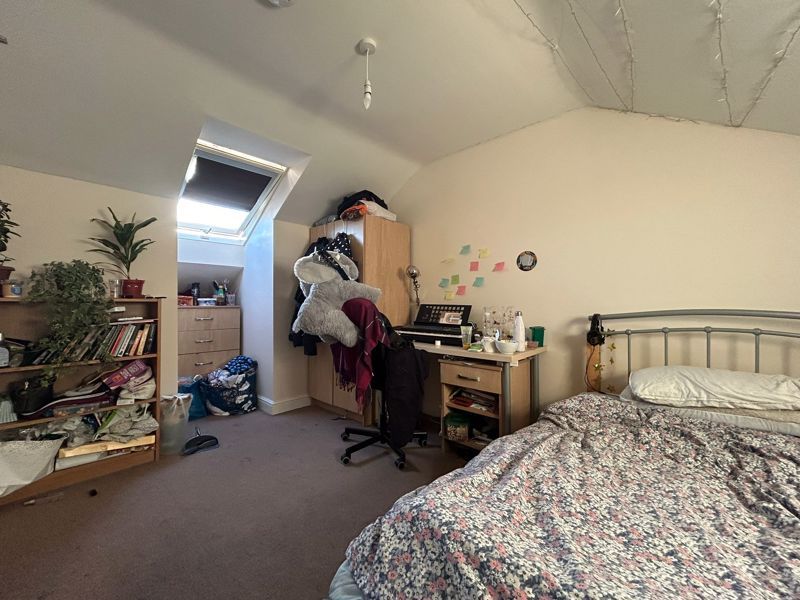 Property photo 2 of 20 Photo 3