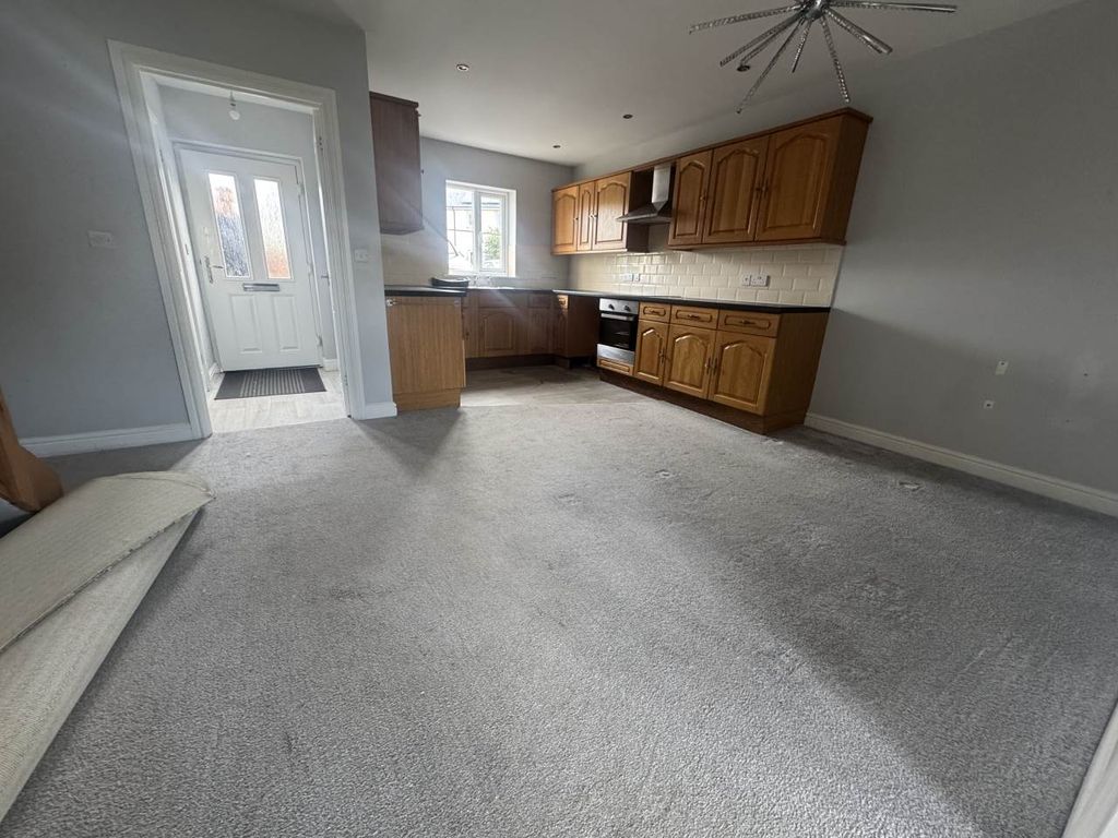 Property photo 3 of 6 Img_1518