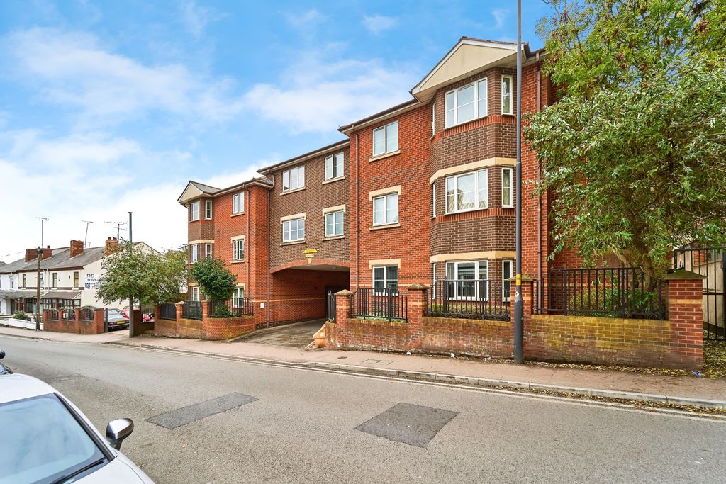 Property photo 2 of 15