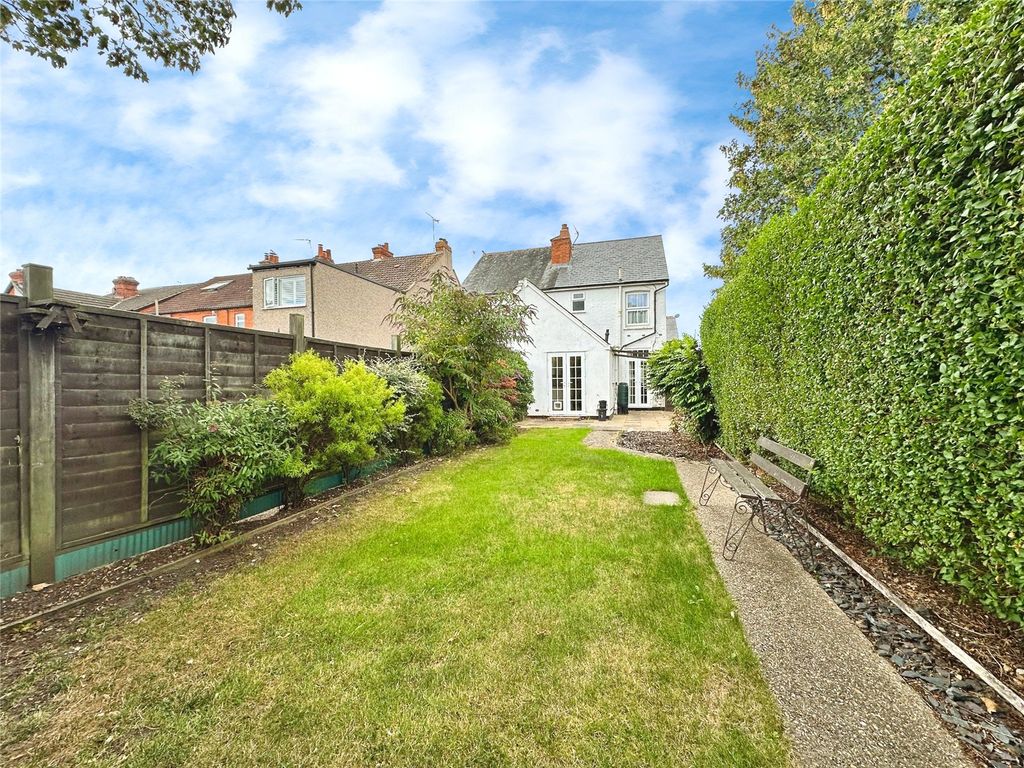 Property photo 2 of 13 Picture No. 04