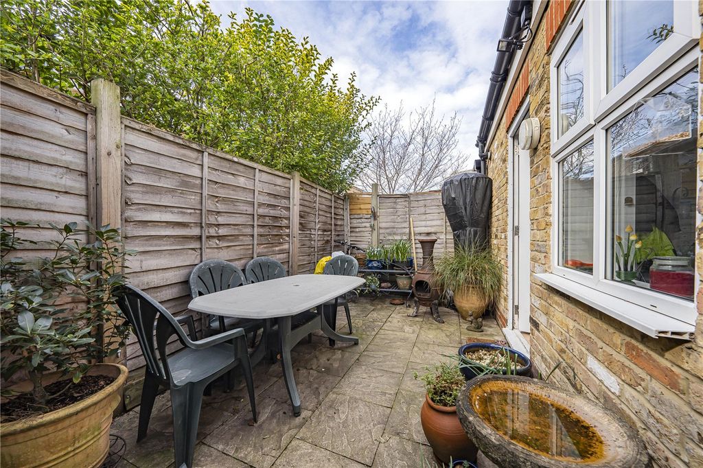 Property photo 2 of 11 Picture No. 07