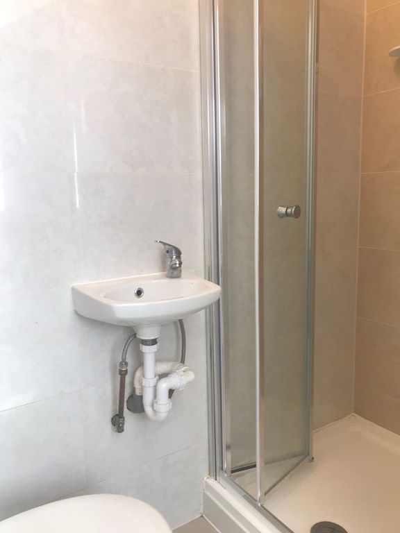 Property photo 2 of 5 Gallery