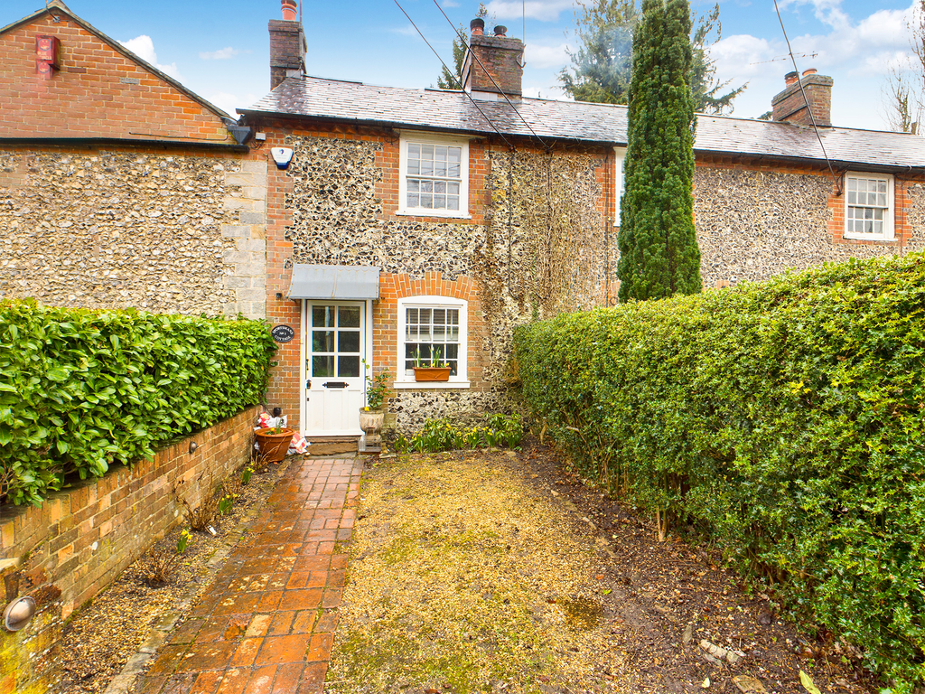 Property photo 1 of 13 Sportsmancottage_Front_1