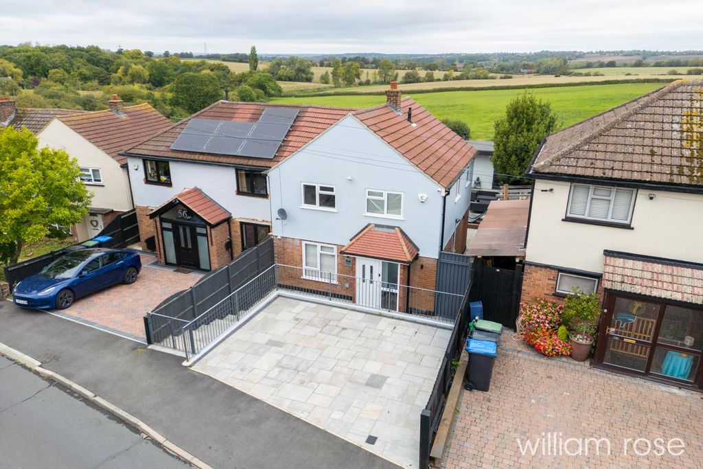 Property photo 1 of 27 Shaftesbury_36.Jpg