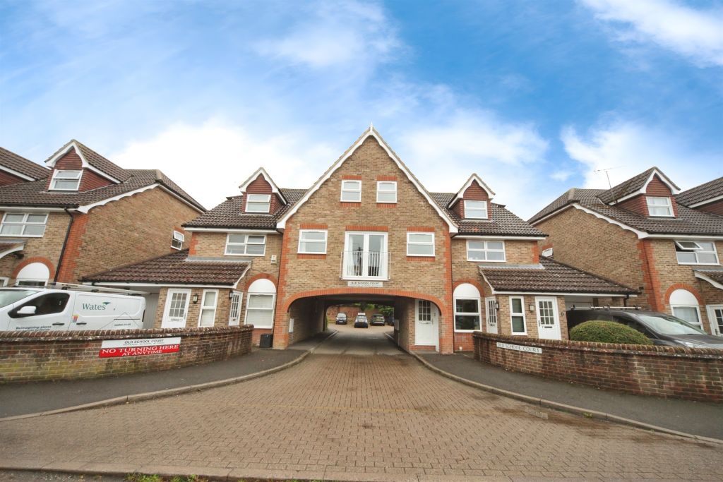 Property photo 1 of 9