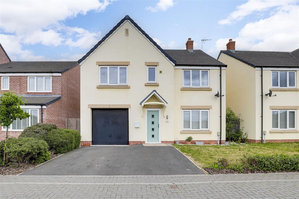 Property photo 1 of 21 05.Jpg