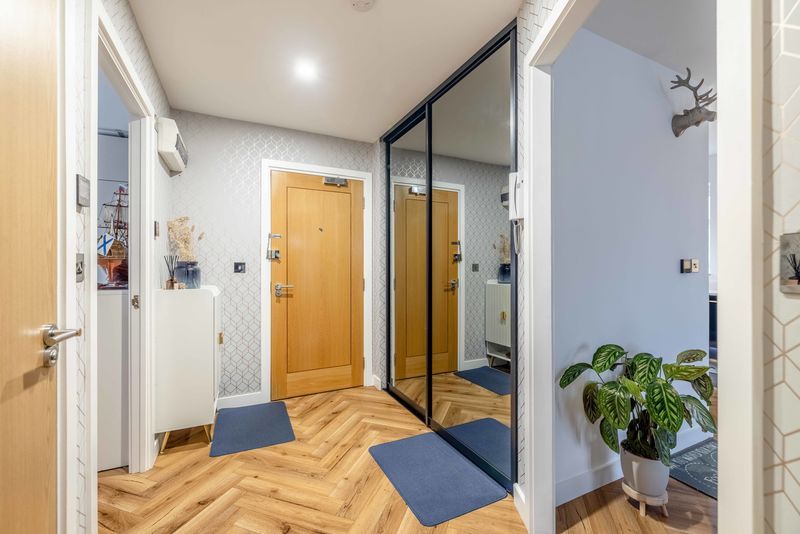 Property photo 2 of 10 Photo 8