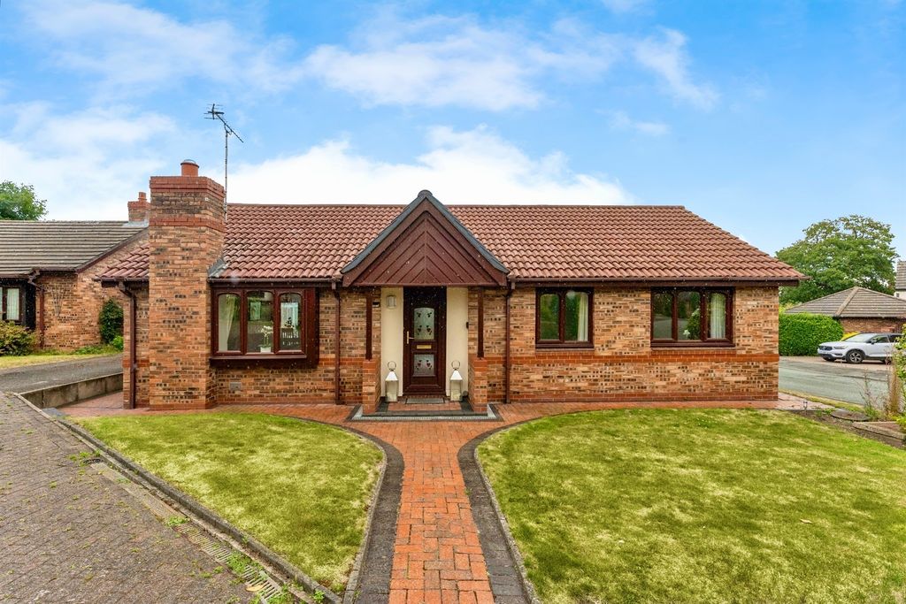 Property photo 1 of 24