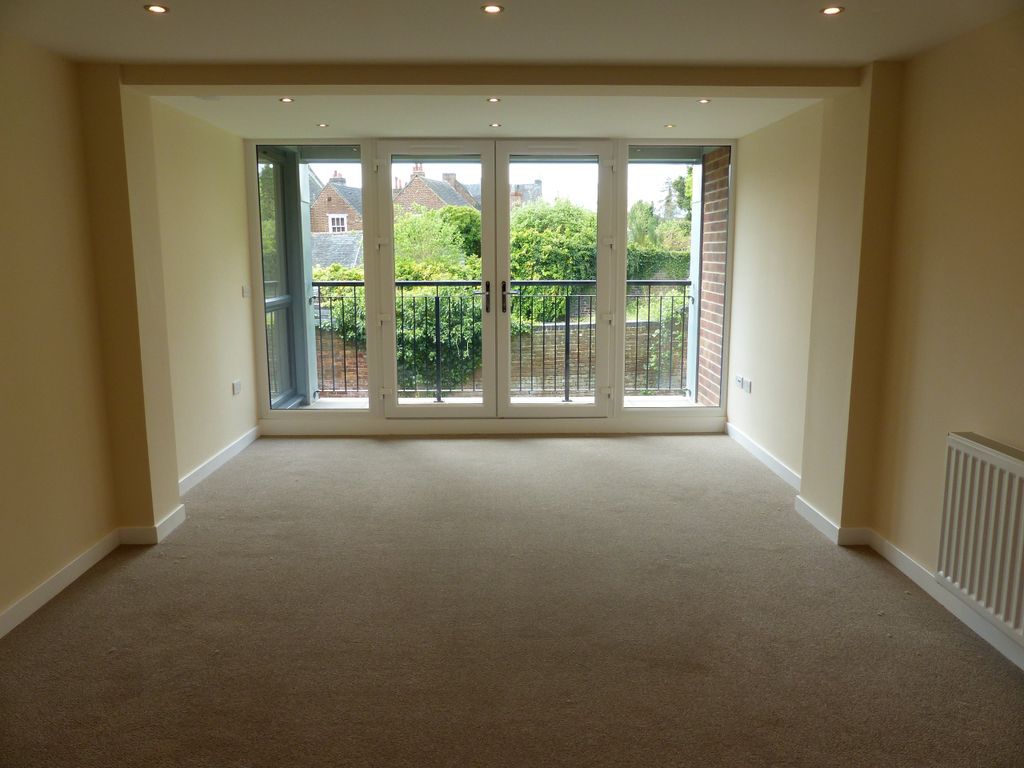 Property photo 3 of 7 Fta2079C Sitting Room