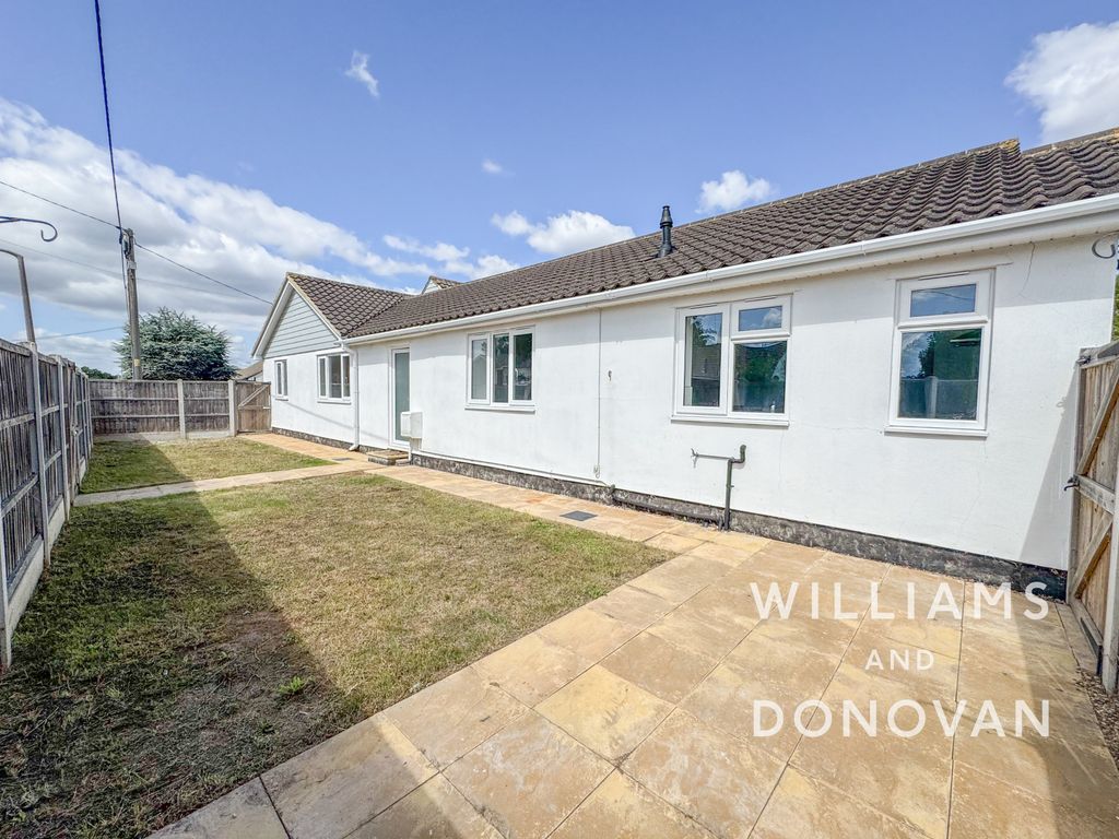 Property photo 1 of 18 Watermark