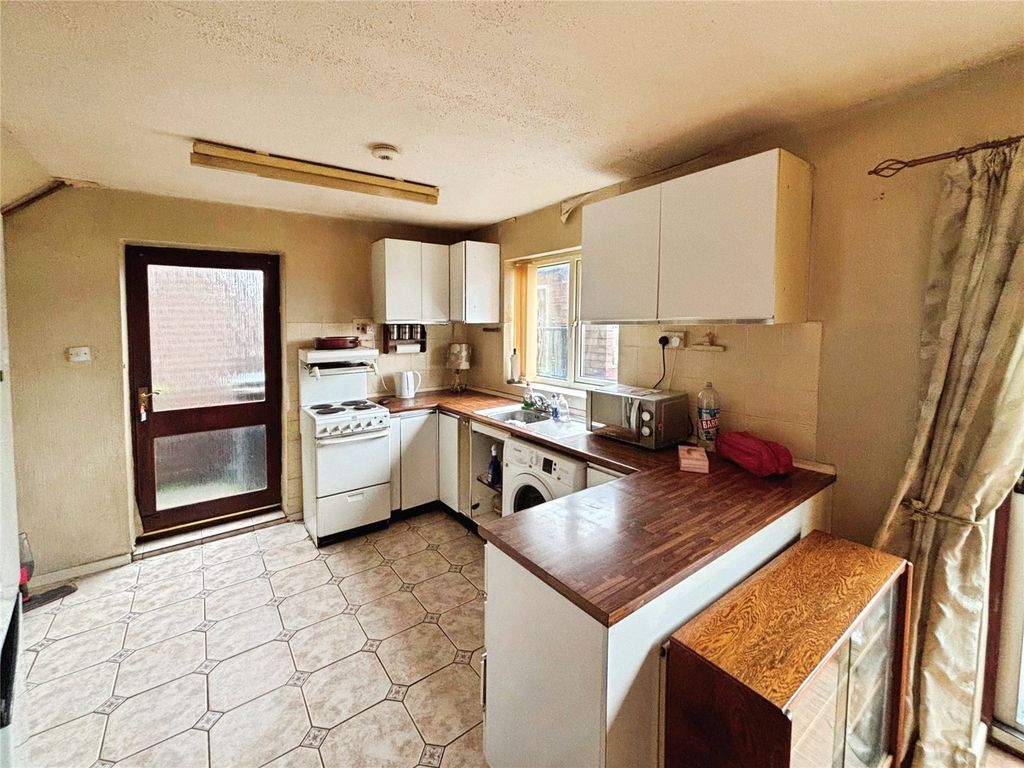 Property photo 2 of 13 Kitchen/Diner