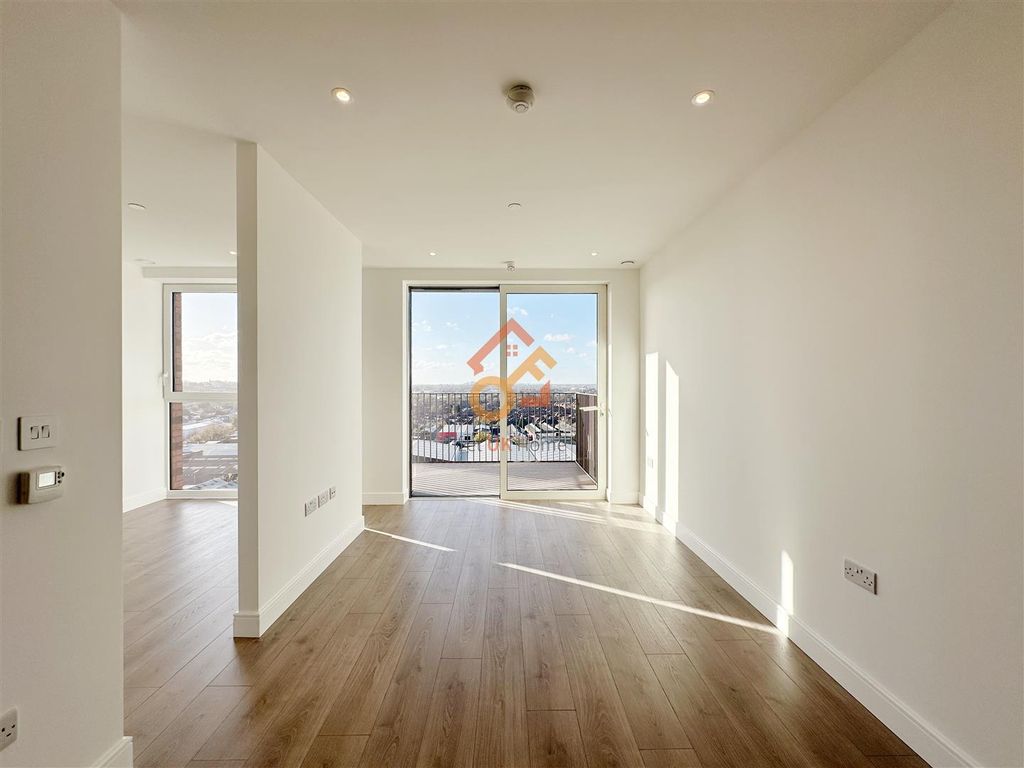 Property photo 3 of 37 ????_2025-11-19_114752_202.Jpg