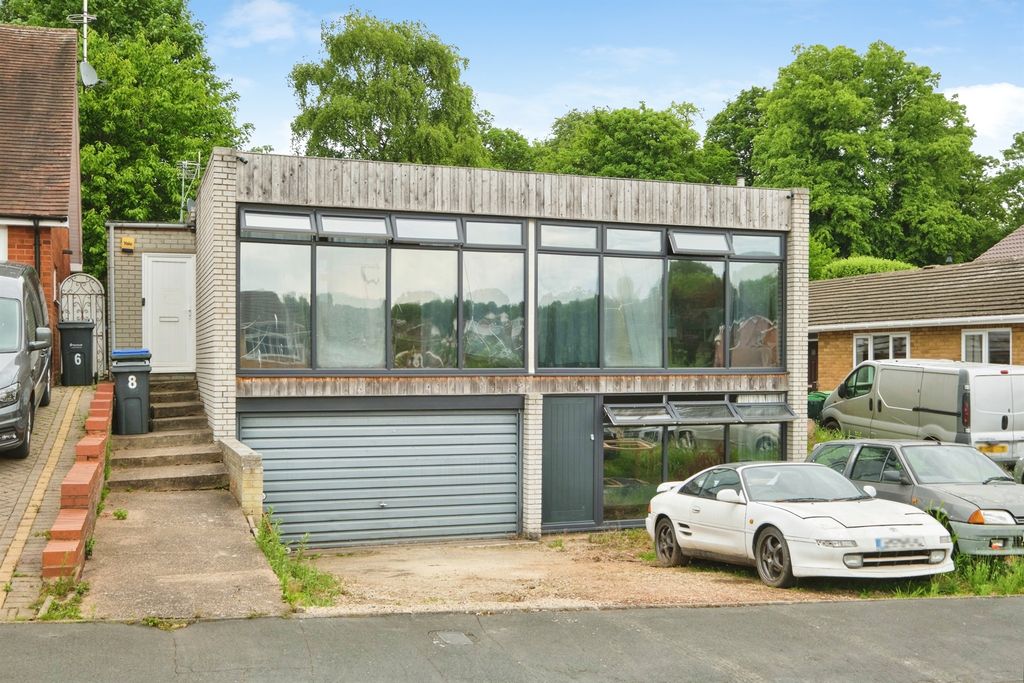 Property photo 1 of 18