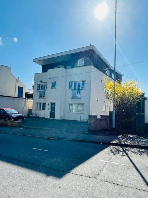 Property photo 1 of 1