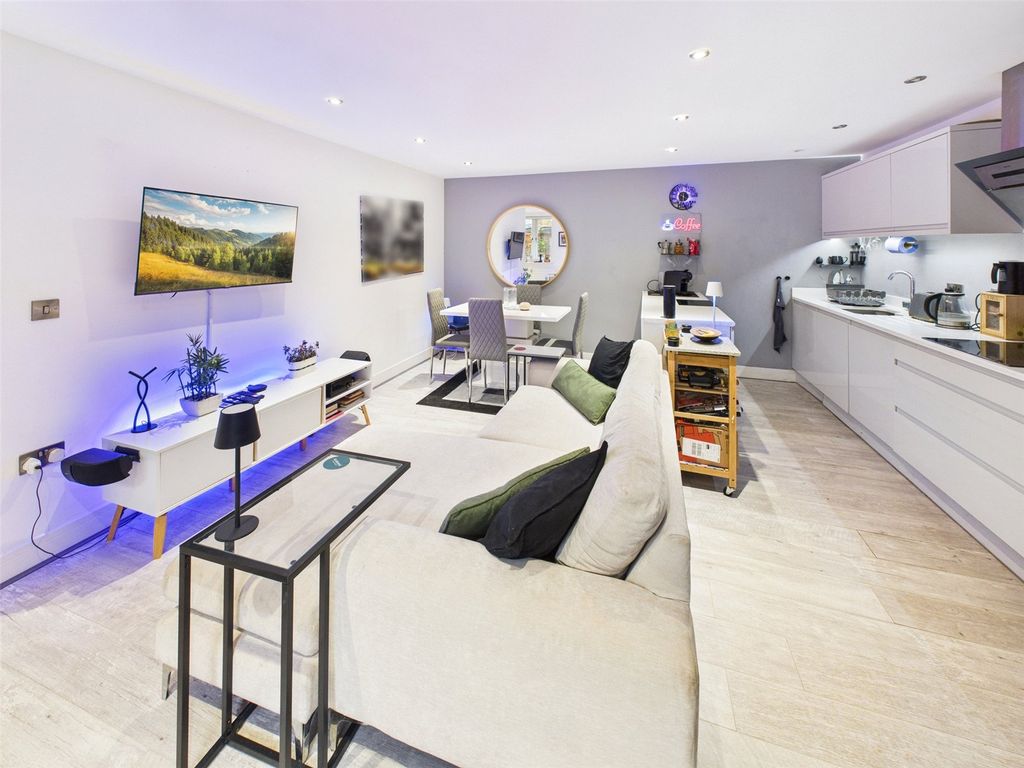 Additional image 5 of 2 bed flat for saleStation Road, Hampton TW12