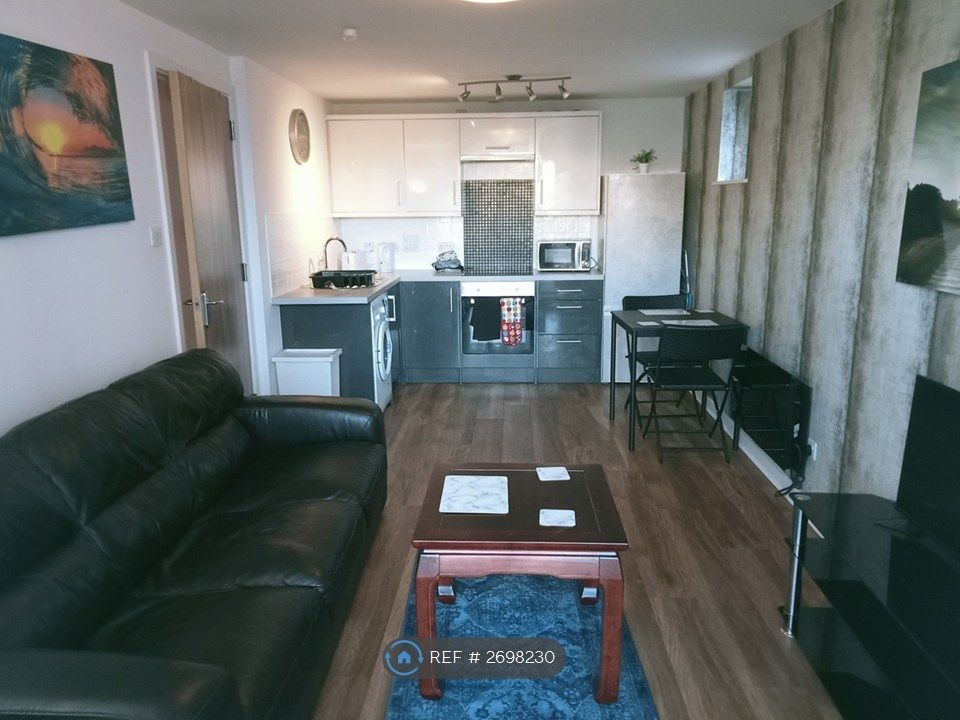 Property photo 3 of 14