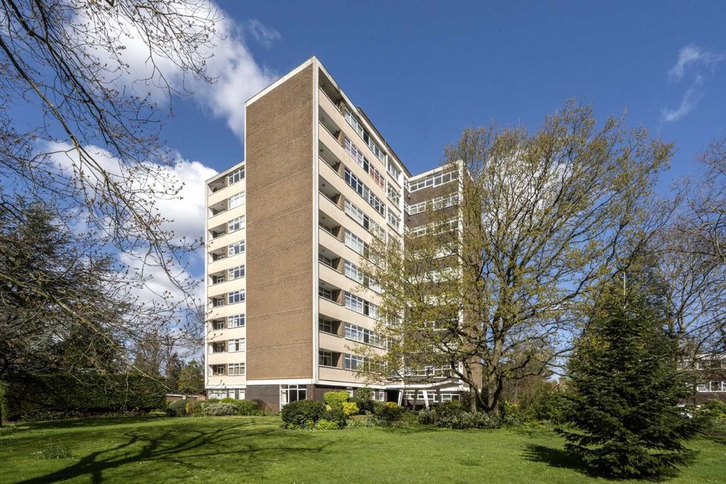 Property photo 1 of 6