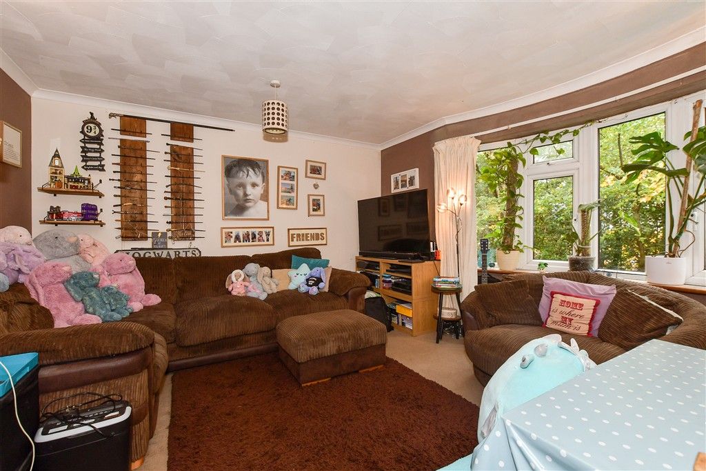 Property photo 2 of 8 Lounge/Dining Room