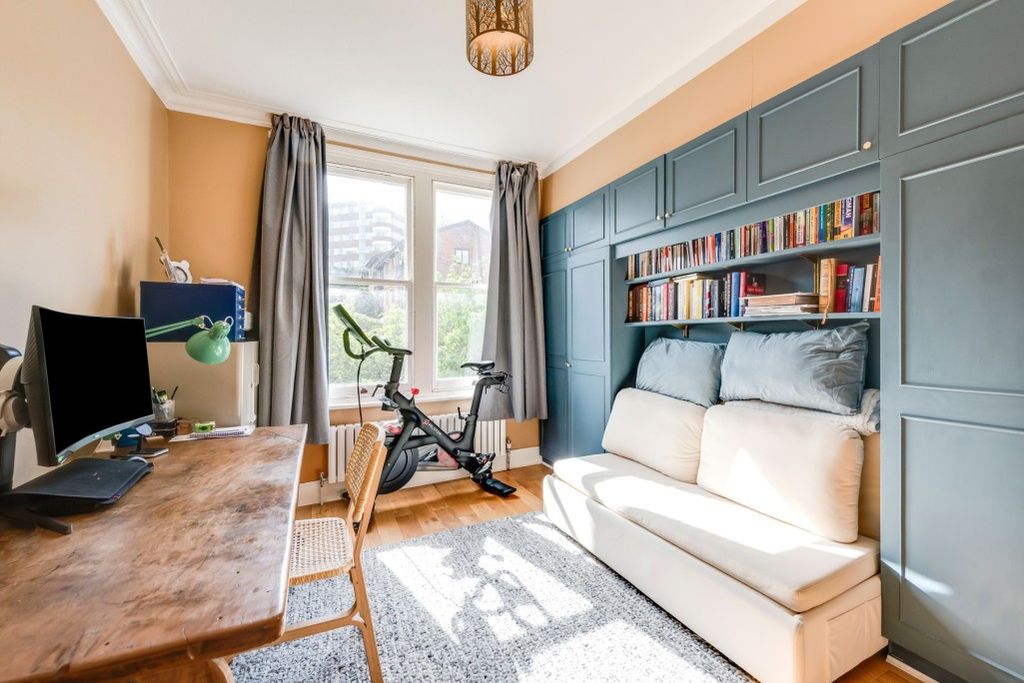 Property photo 3 of 13