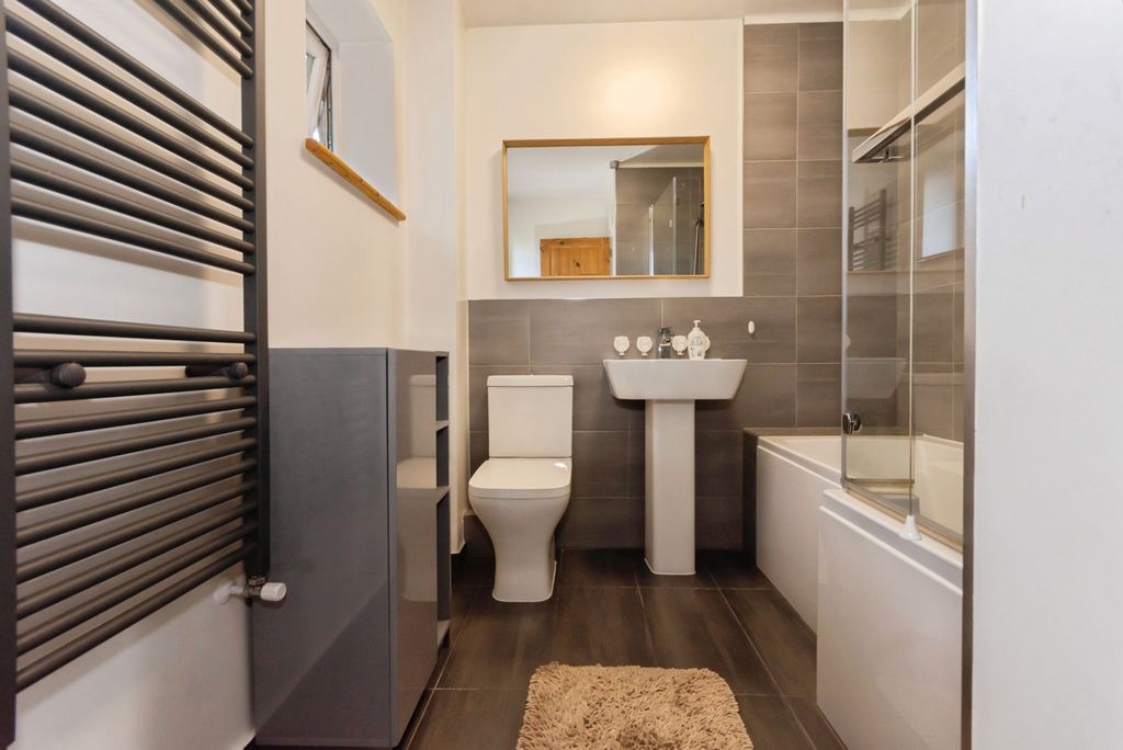 Property photo 3 of 14 Pbox-Img.Jpg