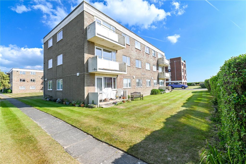 Property photo 1 of 18 Picture No. 03