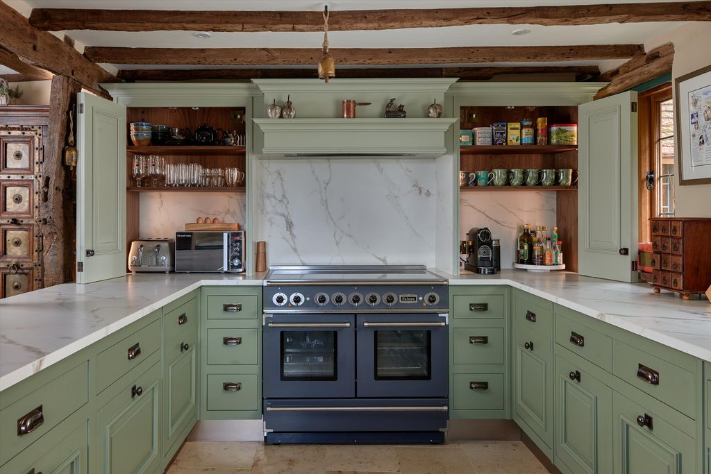 Property photo 3 of 43 Image