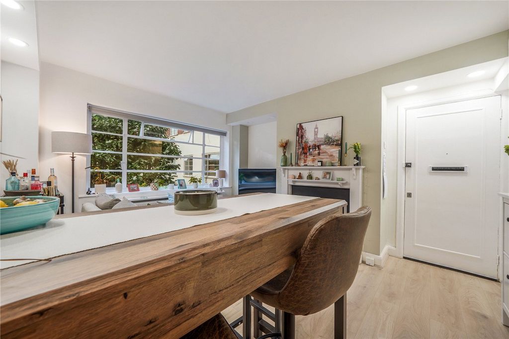 Property photo 3 of 15 Picture No. 12