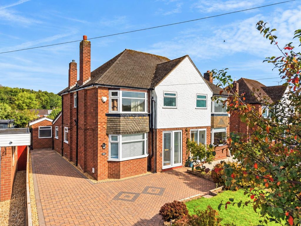Property photo 1 of 25 .-9.Jpg