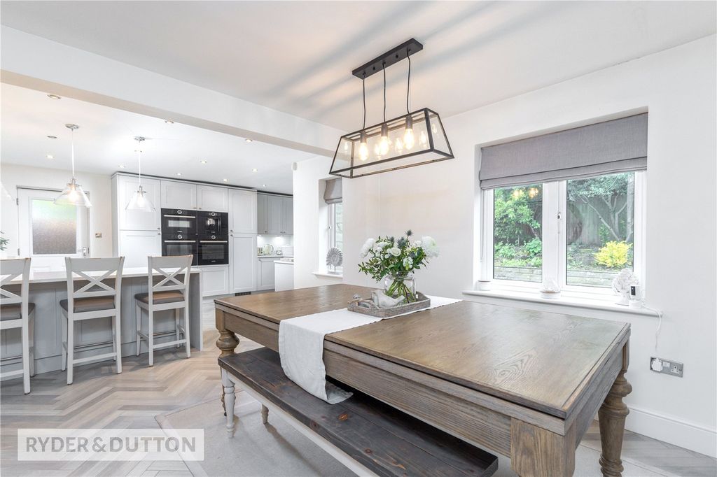 Property photo 2 of 31 Kitchen Dining Room