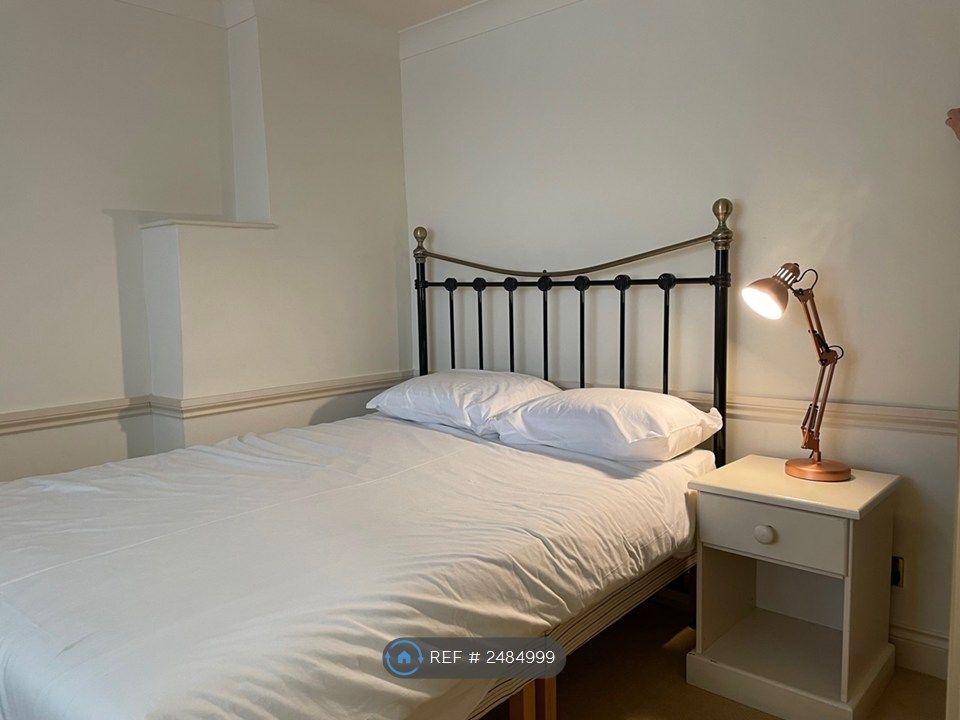 Property photo 2 of 7 Typical Double