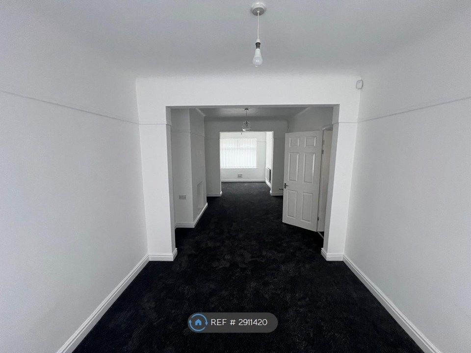 Property photo 3 of 19 Living, Dining & Sitting Room