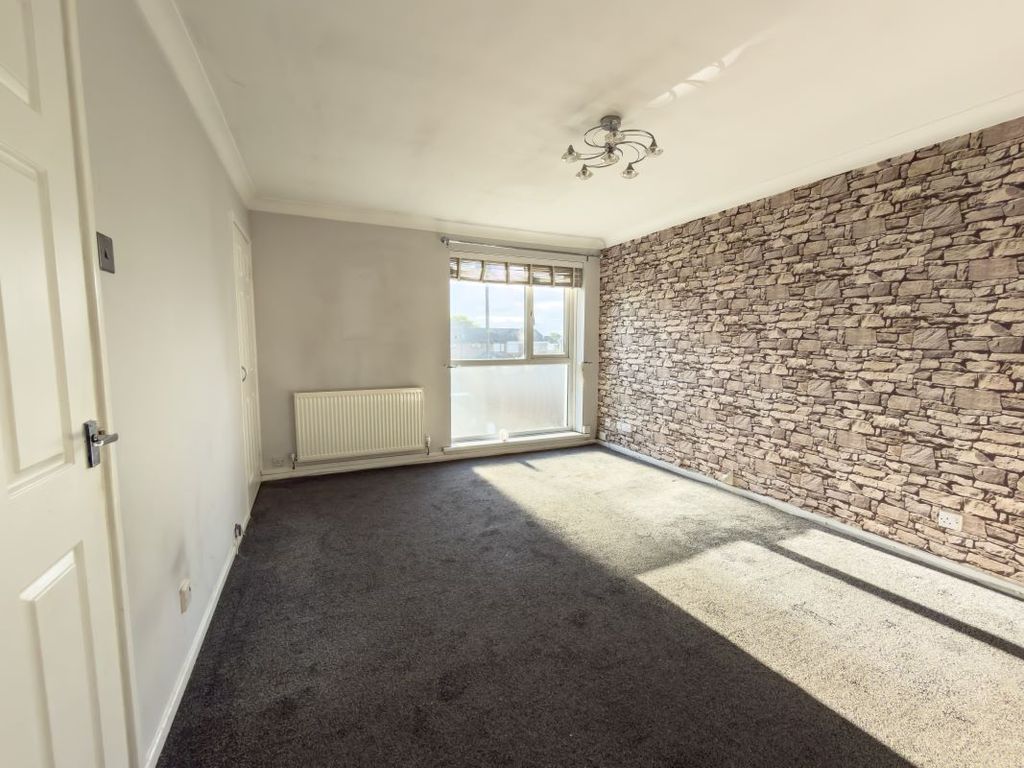 Property photo 3 of 10 Image 3