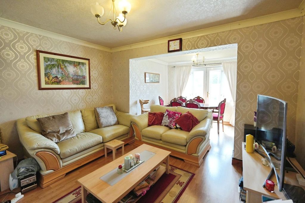 Property photo 3 of 17 Ad5792d4-Dsc02060.Jpg