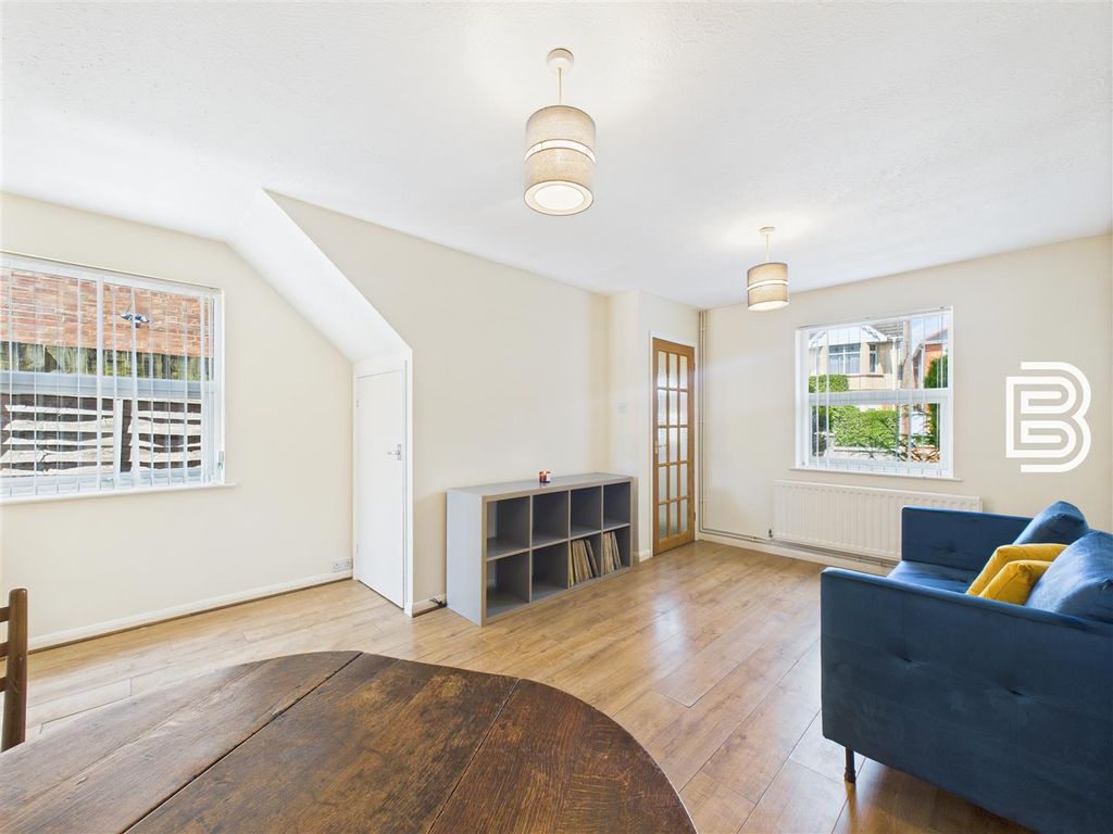 Property photo 3 of 12 Living Dining Room (3).Jpg