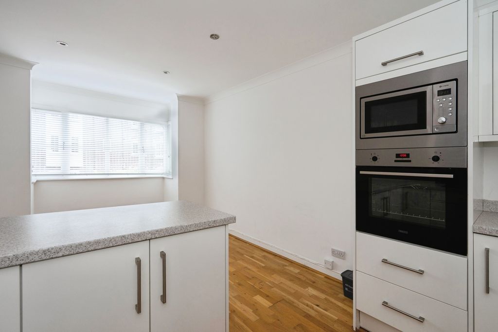 Property photo 2 of 17 Pbox-Img.Jpg