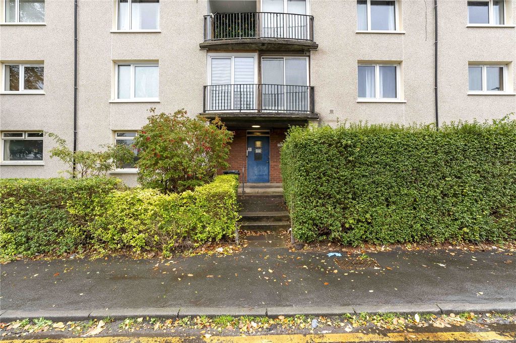 Property photo 1 of 8 Ferry Road