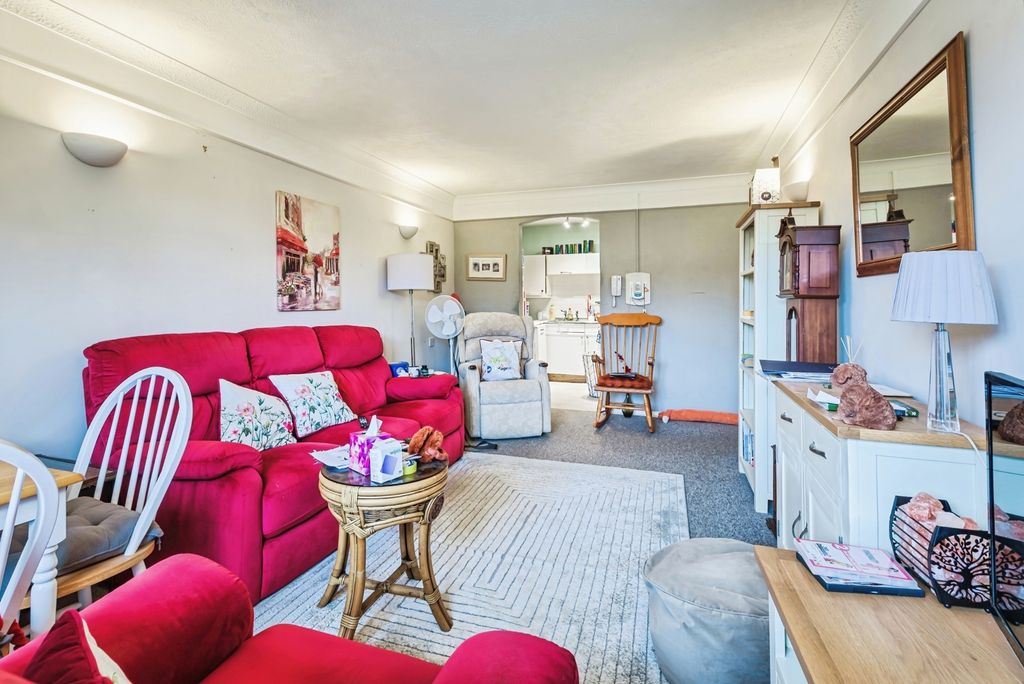 Property photo 1 of 10 Pbox-Img.Jpg
