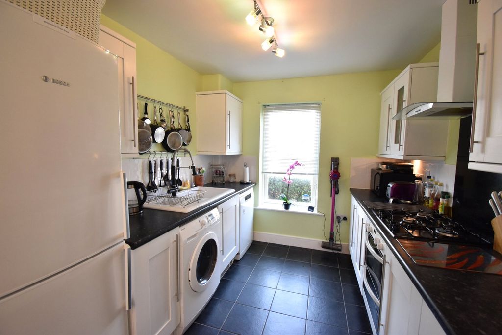 Property photo 2 of 9 Picture No. 08