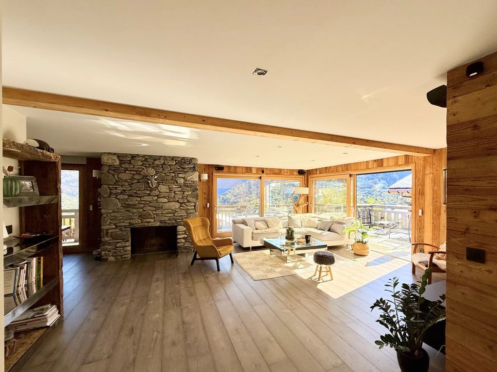 Property photo 2 of 22