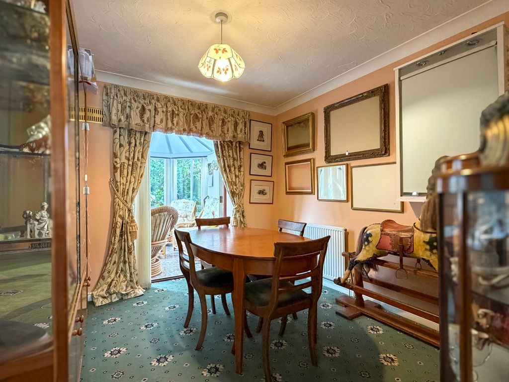 Property photo 3 of 20 5181498