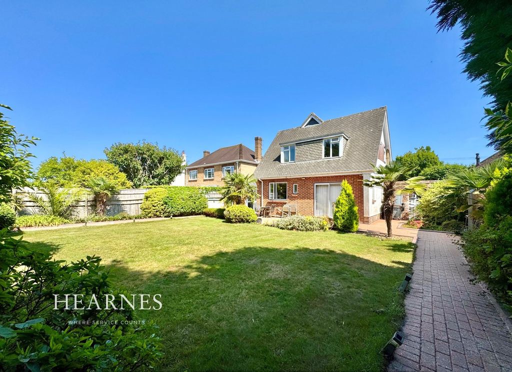 Property photo 1 of 22