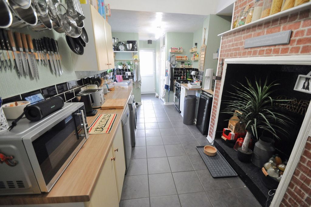 Property photo 3 of 26