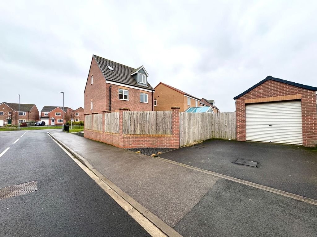 Property photo 2 of 13