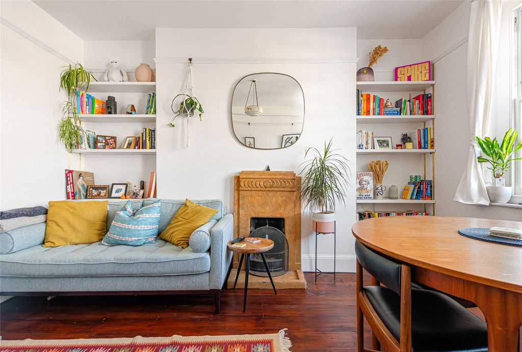 Property photo 3 of 26 Picture No. 03