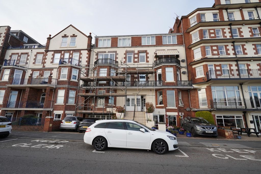 Property photo 1 of 8 Front View